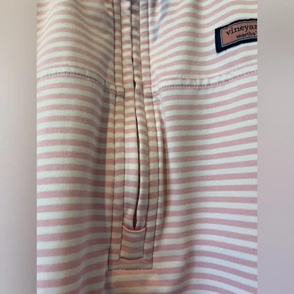 Vineyard Vines Women’s Performance Sankaty Shep
Pink Striped Shirt Size XS - Picture 12 of 12